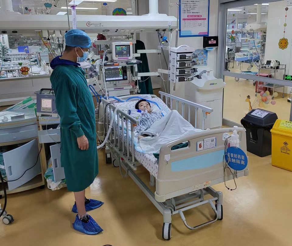 贡觉县跨省救护车出租公司