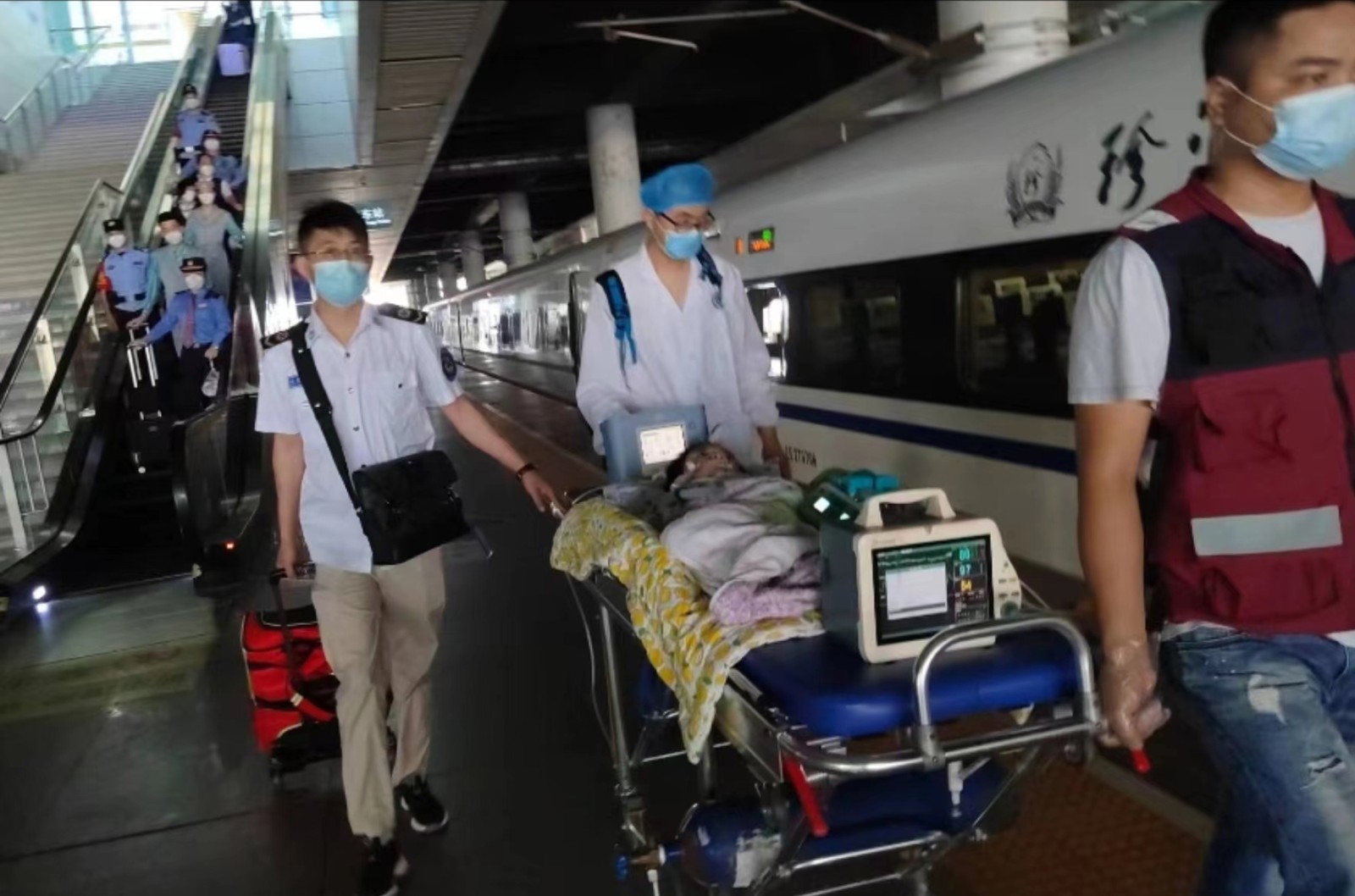 贡觉县高铁转运公司